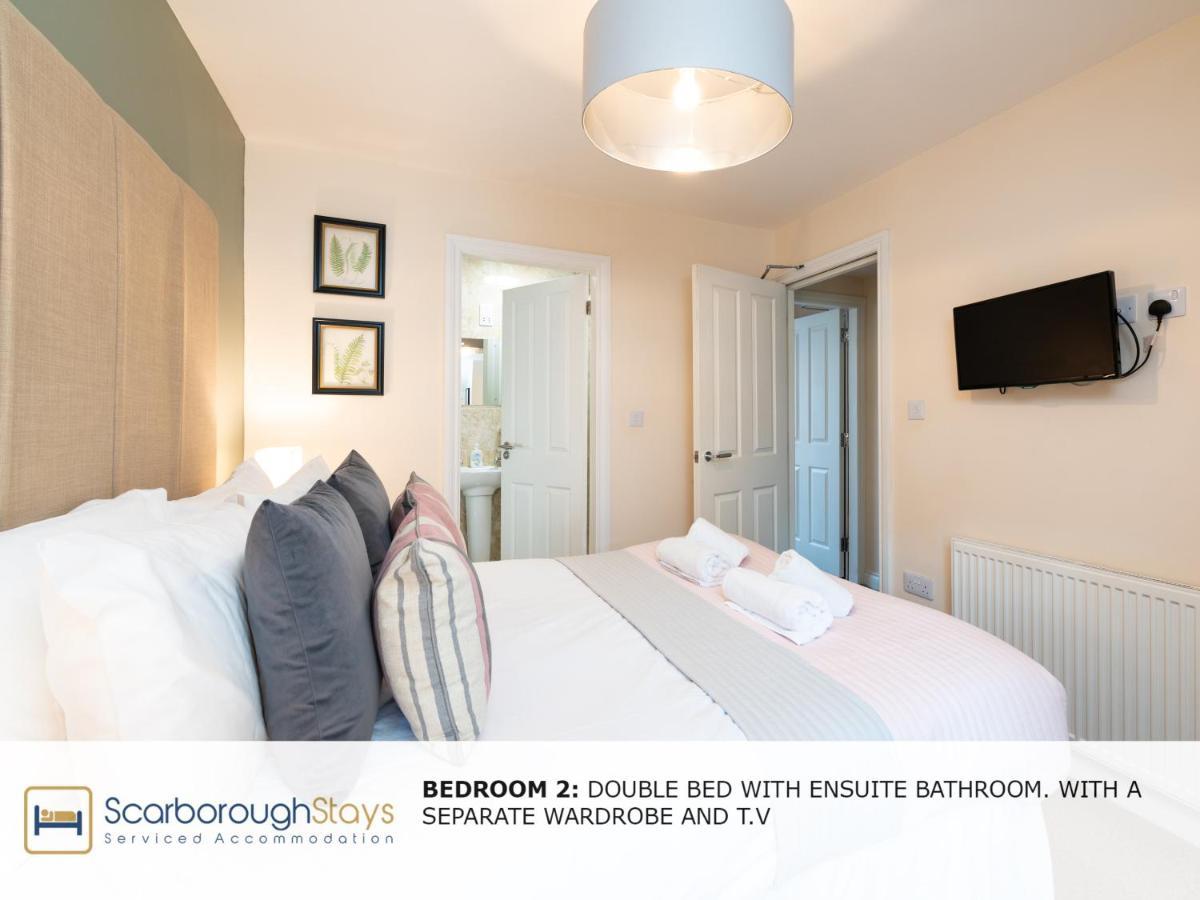 Scarborough Stays - Luxury Townhouse Ideal For Large Groups - Hot Tub Екстериор снимка